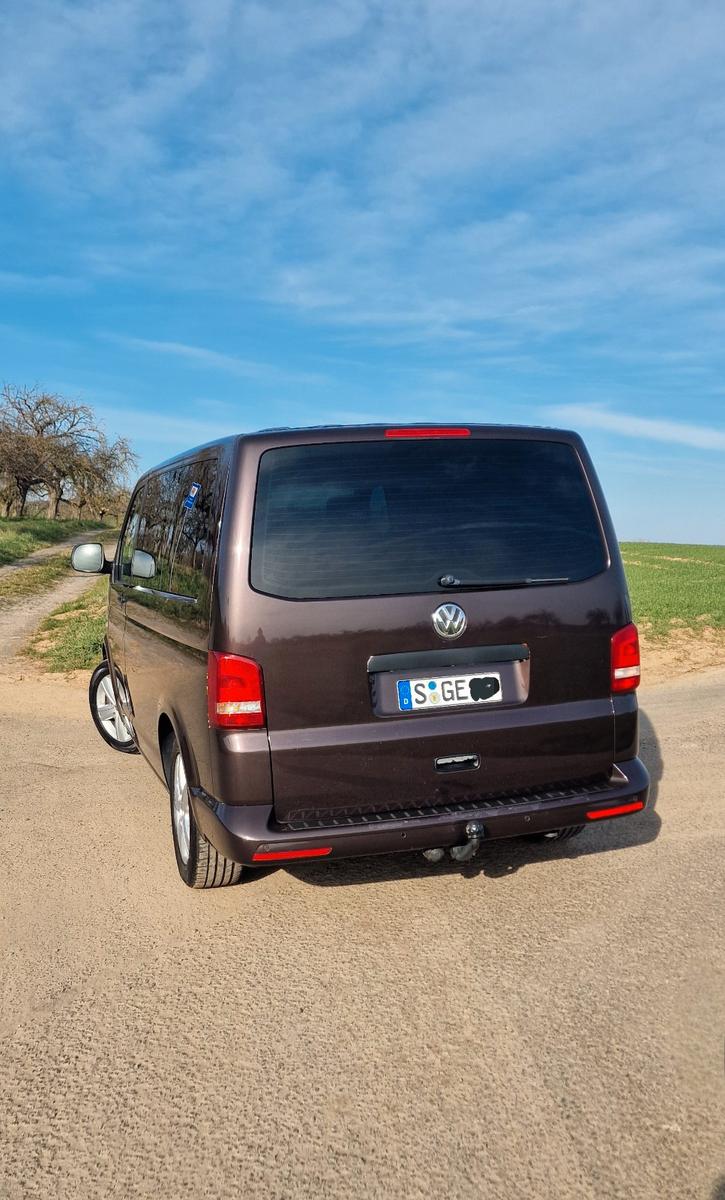 Volkswagen VW T5 Multivan 2012 2.0TDI Automatik 103kw