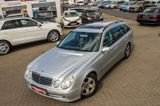 Mercedes-Benz E 320 CDI T AVANTGARDE+Xenon+PDC+Leder+NR70 - Mercedes-Benz E 320: Kombi
