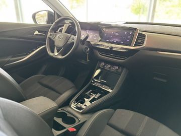 Fotografie 9 des Opel Grandland (X) Grandland 1.5 D Automatik Elegance