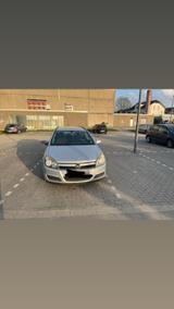 Opel Astra - Opel Astra aus 2004: Kombi