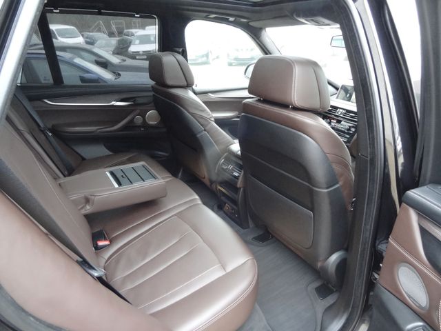 Fahrzeugabbildung BMW X5 M50/M-Sport/2.Hd/B&O/Soft/HUD/Pano/AHK/360Kam