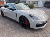 Porsche Panamera GTS - Porsche Panamera: Coupe