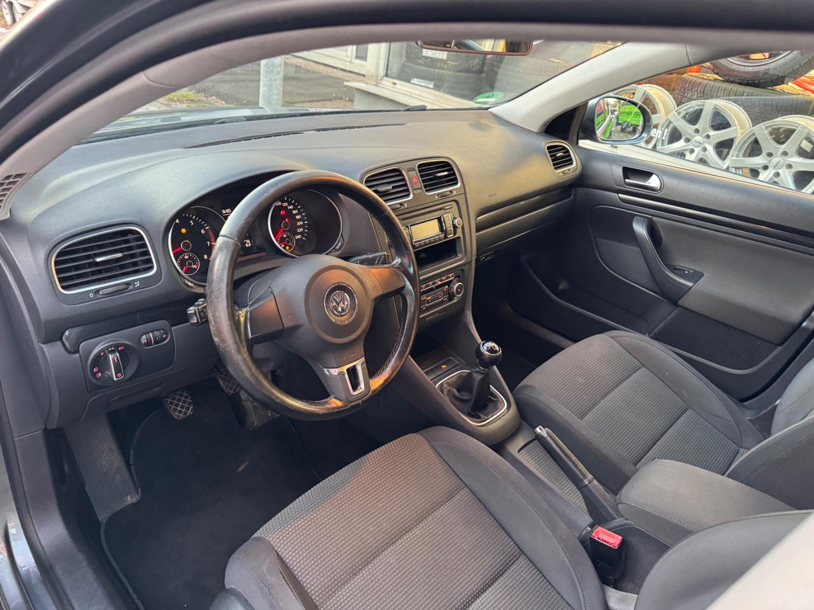 Volkswagen Golf 2010 — photo 8