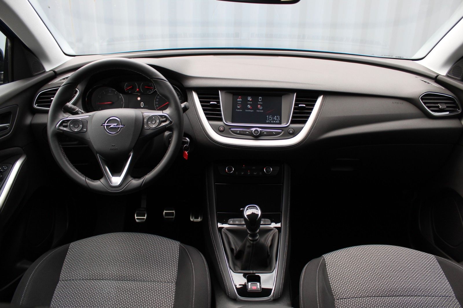 Fahrzeugabbildung Opel Grandland X Edition PDC*Kamera*Met.*Allw.*Nebel