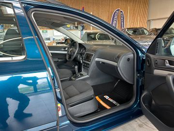 MYAUTOCENTER – Gebraucht- und Jahreswagen mit Werkstattservice in Pfaffenhofen Skoda Octavia Combi GreenLine *TÜV0328*Klima*PDC*