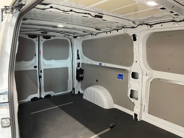 T7 Transporter Kasten LR 2.0 TDI NAVI LED RFK