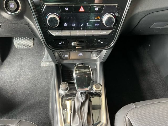Fahrzeugabbildung Ssangyong Tivoli Blackline 1.5 6AT 2WD MY23