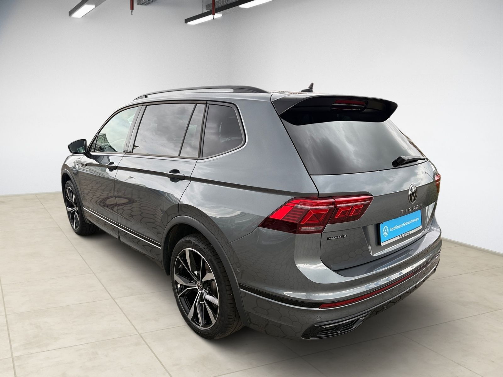 Volkswagen Tiguan Allspace 2.0 TDI R-Line 4Motion AHK SH LE foto 4