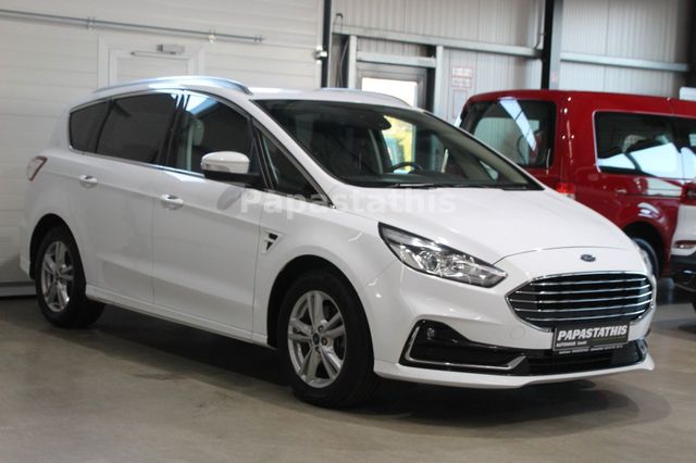 Ford S-MAX Titanium *NAVI*LED*PDC*AHK*WI-PAKET*