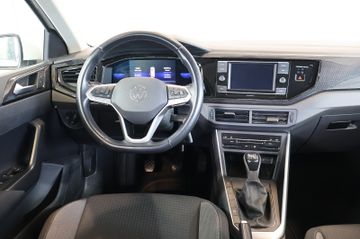 Volkswagen Polo VI 1.0 TSI Life AID+FRONT+LED+CARPLAY