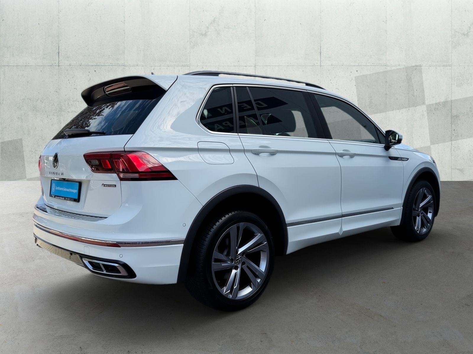 Volkswagen Tiguan 2.0 TDI DSG R-Line 4MOTION AHK KAMERA foto 5