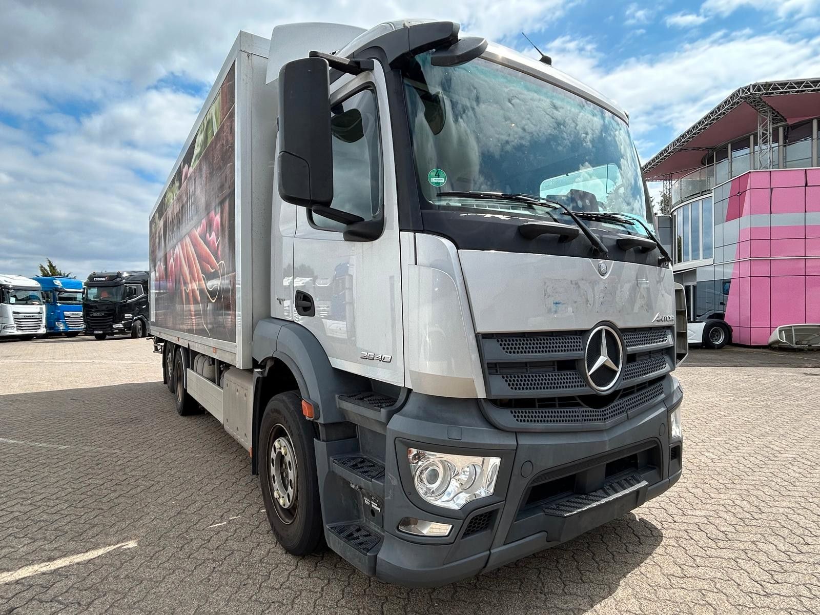 Fahrzeugabbildung Mercedes-Benz 2 LKW Antos 2540, E6c, Frigoblock