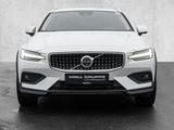 Volvo V60 Cross Country B4 AWD Plus LED 360Grad - weiße Volvo V60 Cross Country