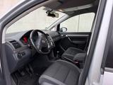 Volkswagen Touran Freestyle 7 Sitzer - Volkswagen Touran: Freestyle