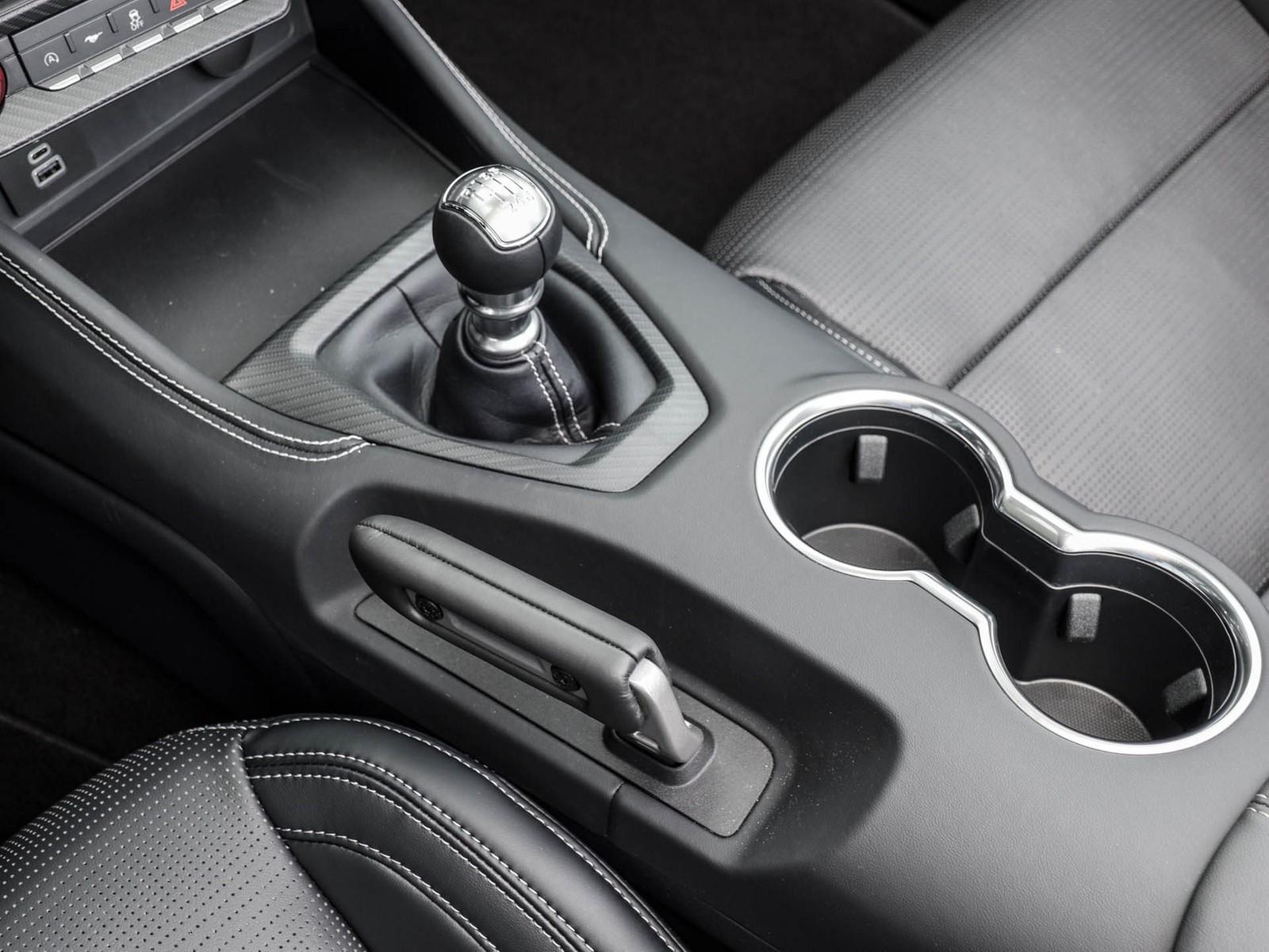 Ford Mustang GT Cabrio Handschalter 5.0 Ti-VCT V8 328