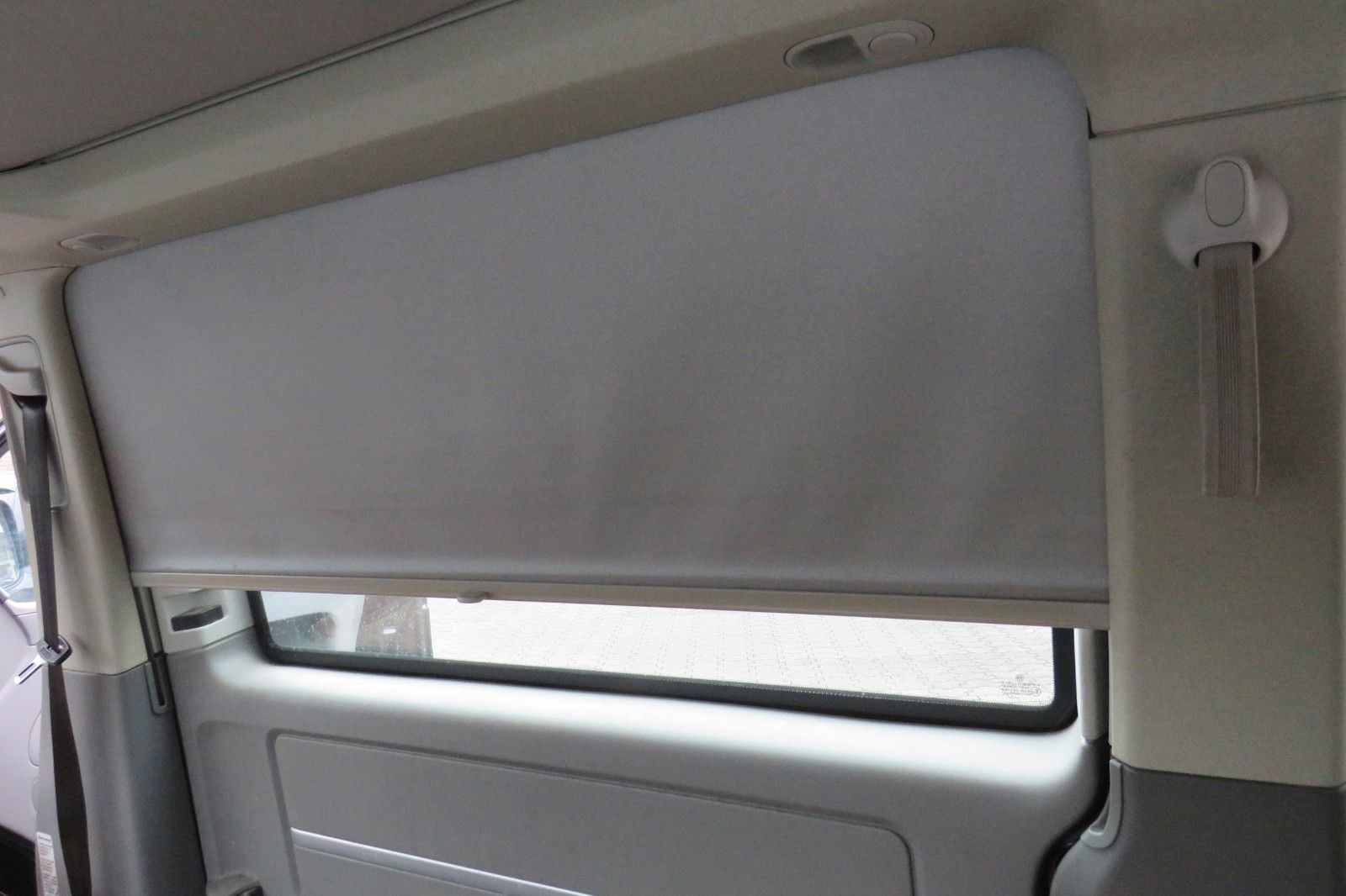 Fahrzeugabbildung Volkswagen T5 California 1.H SCHECKHEFT MOTOR TEILÜBERHOHLT