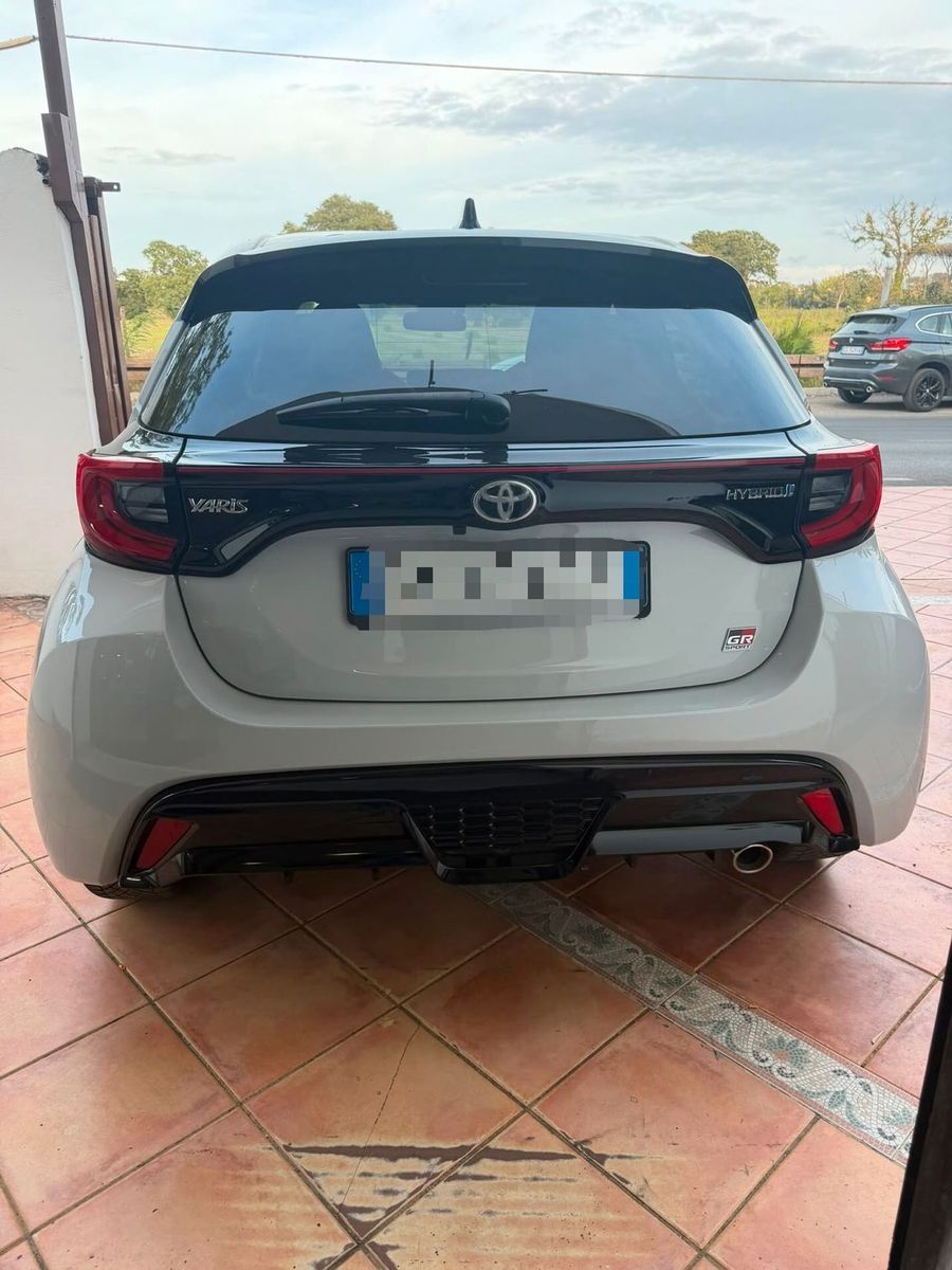 Other Toyota Yaris 1.5 Hybrid 5 porte GR Sport imagem 2