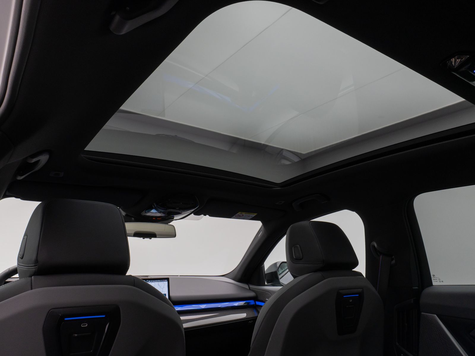 Fahrzeugabbildung BMW i5 eD40 M Sport Pro Panorama 360°HUD DAB H/K ACC