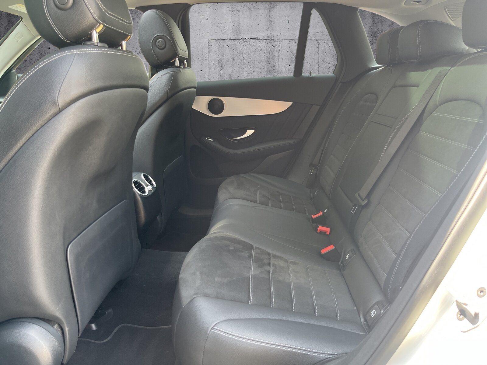 Mercedes-Benz GLC 300e 4MATIC*AMG-Line*Pano*Night*MBUX*LED*AHK