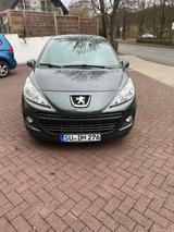 Peugeot 207 CC Active 155 THP Active - Peugeot 207 in Bonn