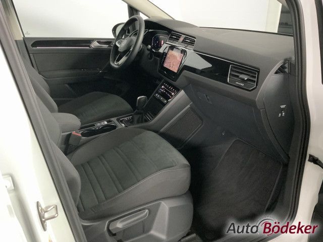 Volkswagen Touran 1.5 TSI DSG Highline Garantie b. 3.12.30