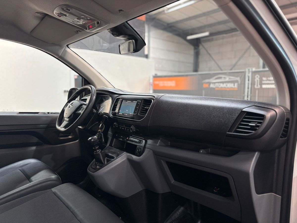 Fahrzeugabbildung Opel Vivaro 2.0D Edition L3#2x Sortimo#Kamera#Carplay