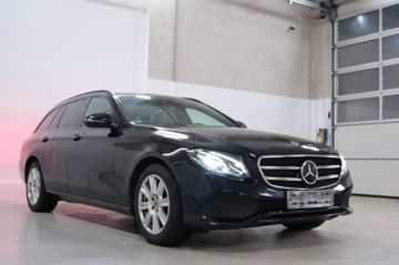 Mercedes E 220 - 4