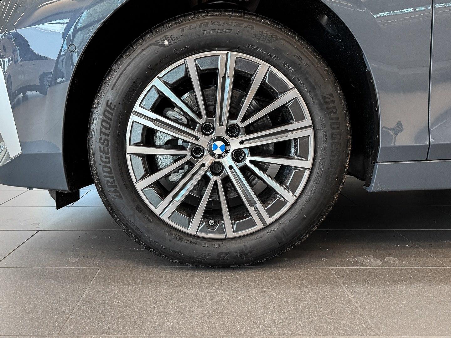 BMW Active 216i Luxury Line PANO RFK NAVI LED Sound Syst., миниатюра 4