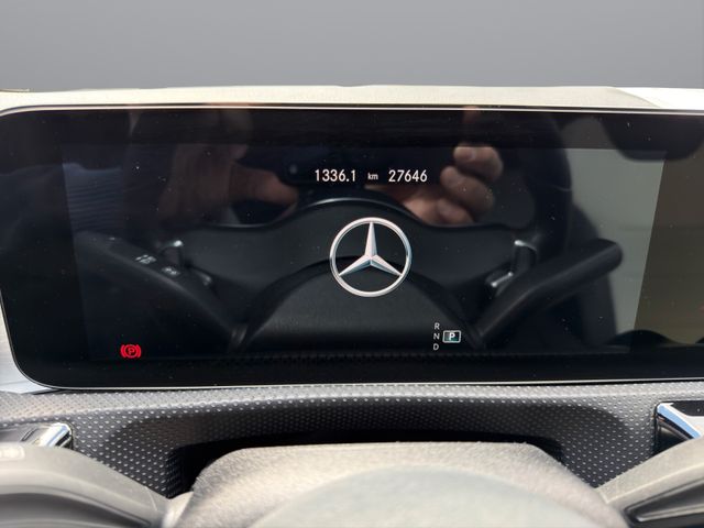 Mercedes-Benz A 220 d AMG PAKET/PANORAMA/HEAD-UP/ – Bild 13 von 21