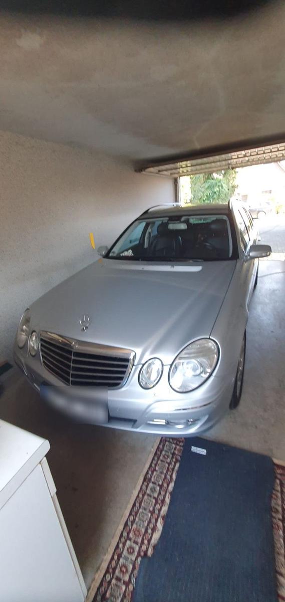 Mercedes-Benz E280, 2009