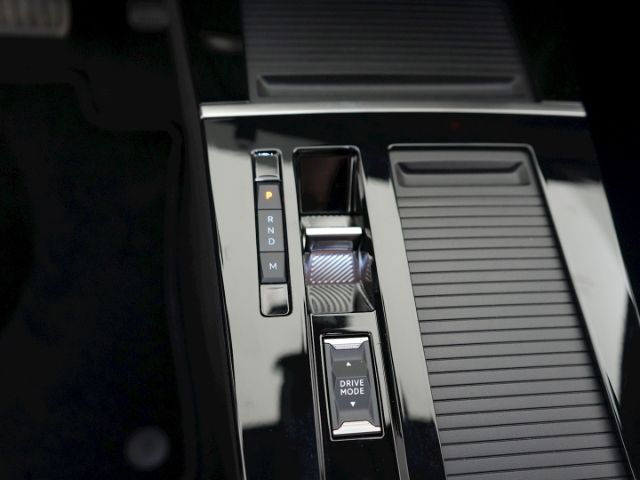 Astra L ST GS AT+AHK+LED MATRIX+NAVI+360 GRAD KA