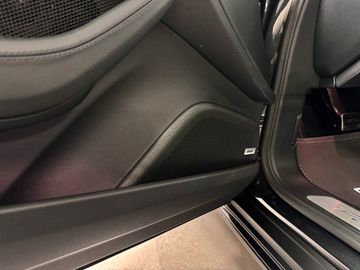 Porsche Panamera - 12