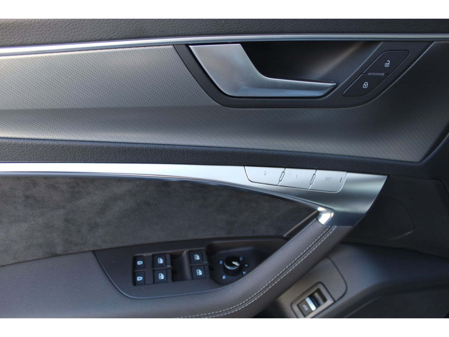 A6 Avant 50TDIqu.Tiptr. S-Line*AHK*Massage*B&O!!