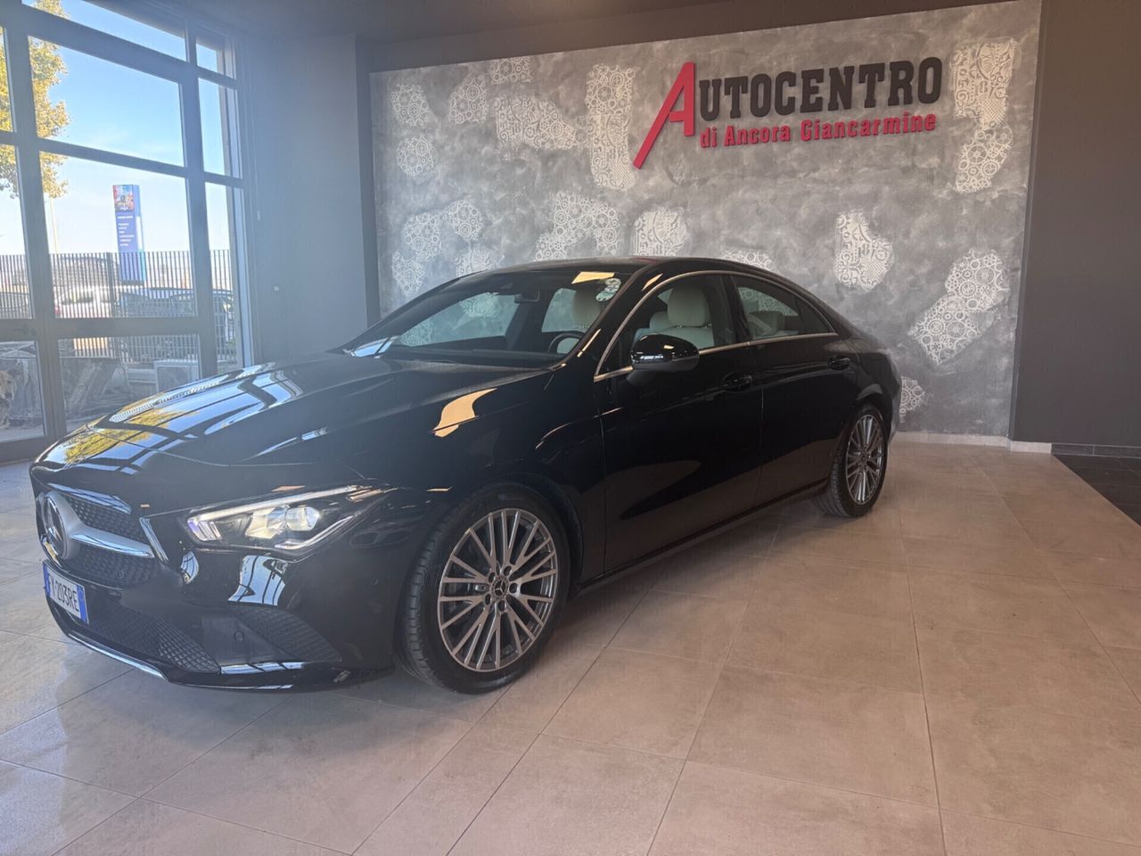 Mercedes-Benz MERCEDES CLA 180CDI KM 42.000 SEDAN AT8 SPORT