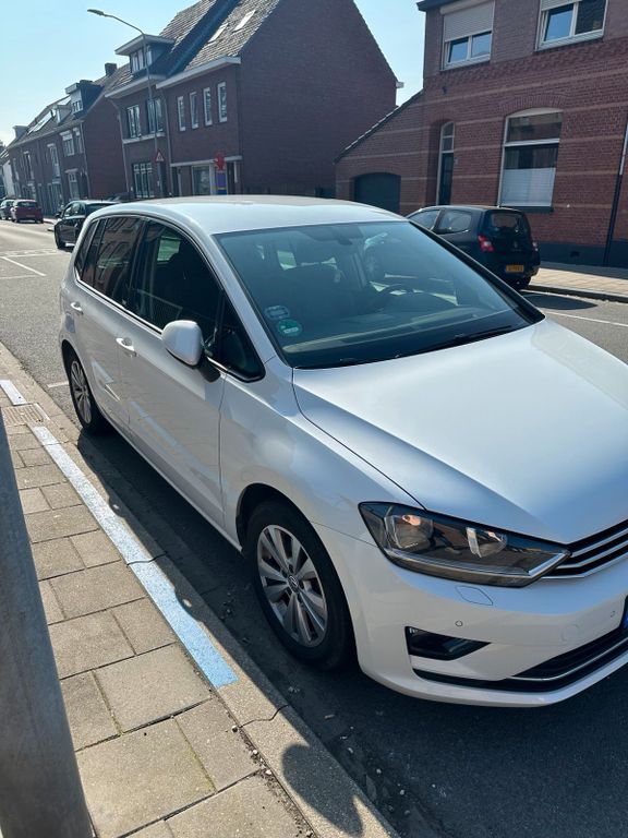 Image of Volkswagen Golf Sportsvan