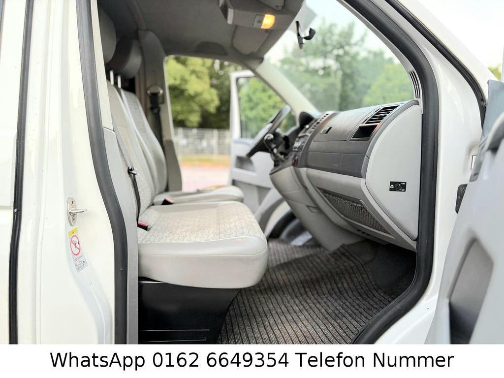 Volkswagen T5 Kombi