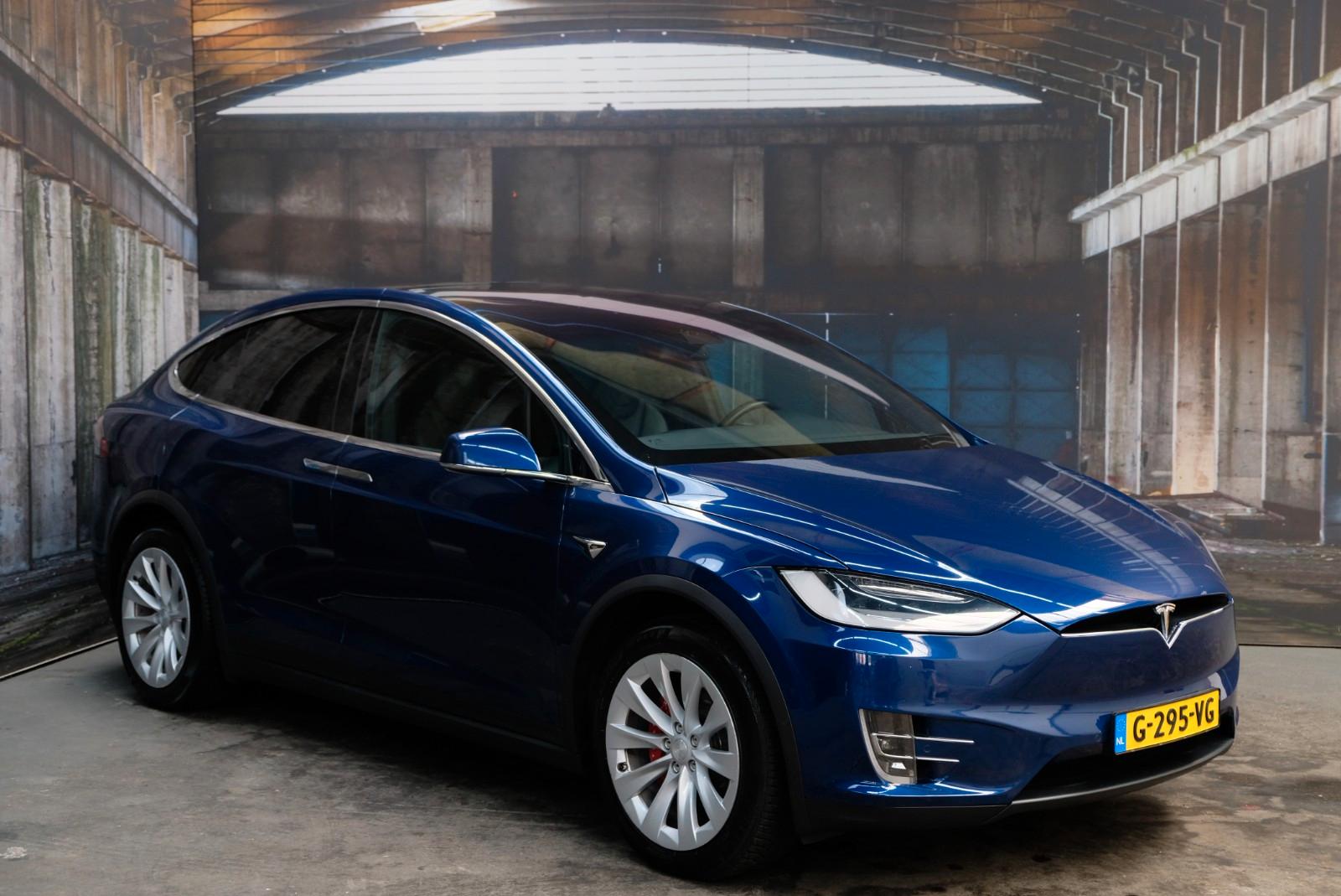 Tesla Model X Performance Ludicrous Mode *Carbon Pack