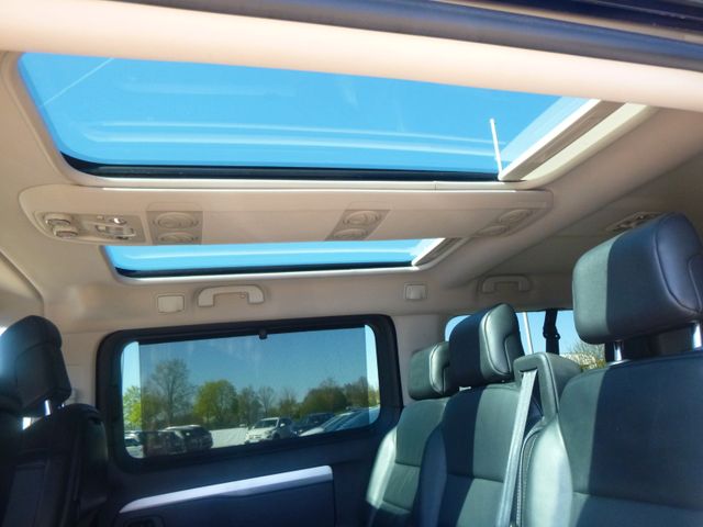 Fahrzeugabbildung Opel Zafira Life 2,0 D L >8Sitze/AUT/KAM/PDC/NAV/AHK