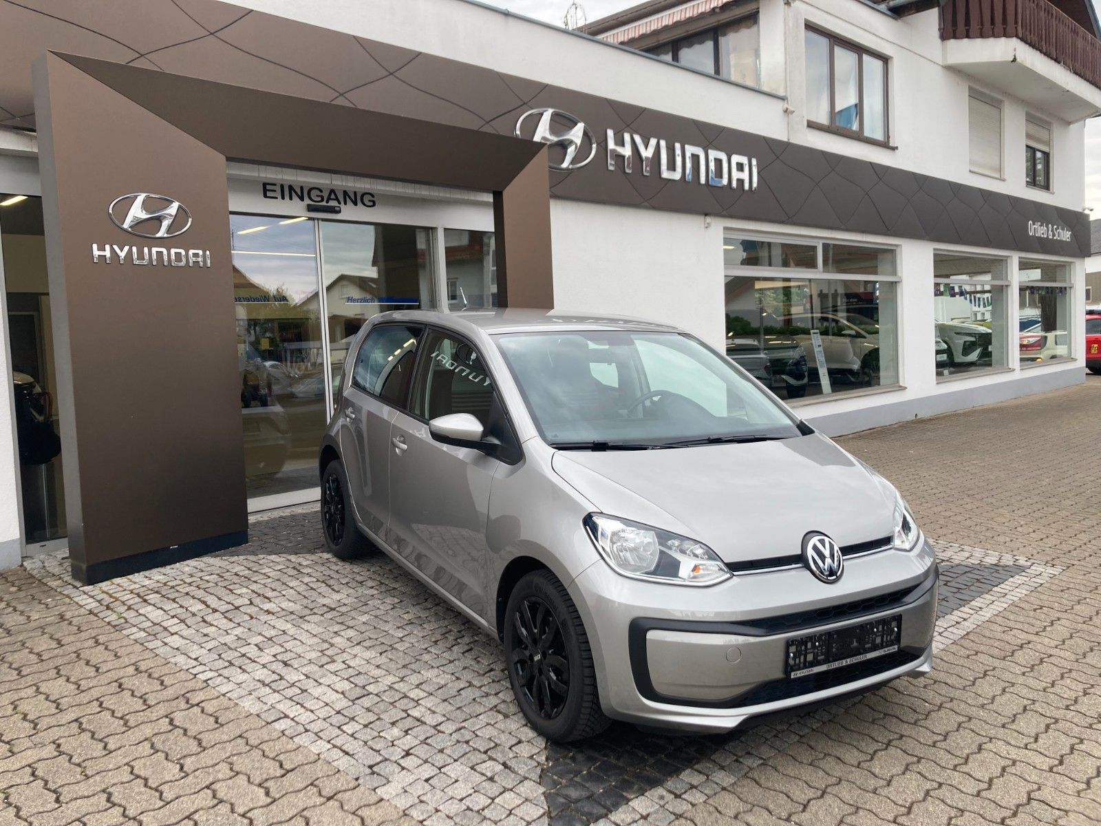 VW up
