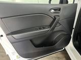 Renault Captur Evolution 1.3 TCe 140 MHEV Automatik+CAM+ - weiße Renault Captur