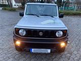 Suzuki Jimny - Suzuki Jimny Gebrauchtwagen in Frankfurt