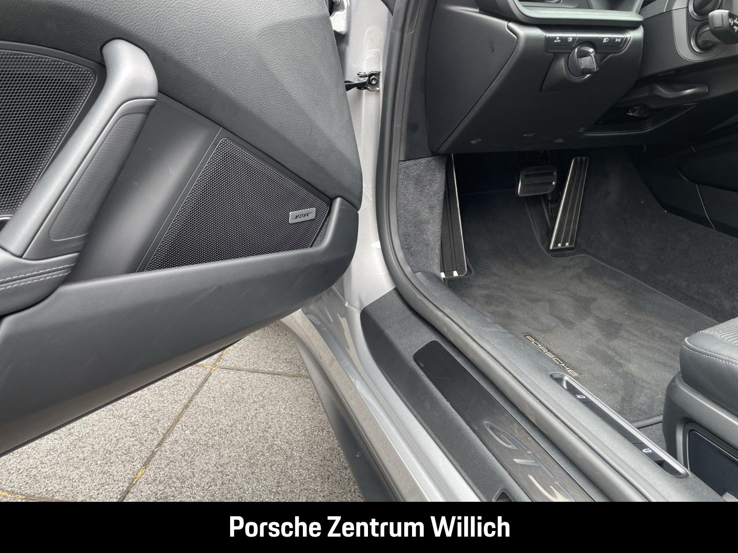 Porsche 992 911 GT3 mit Touring-Paket Liftsystem-VA BOSE