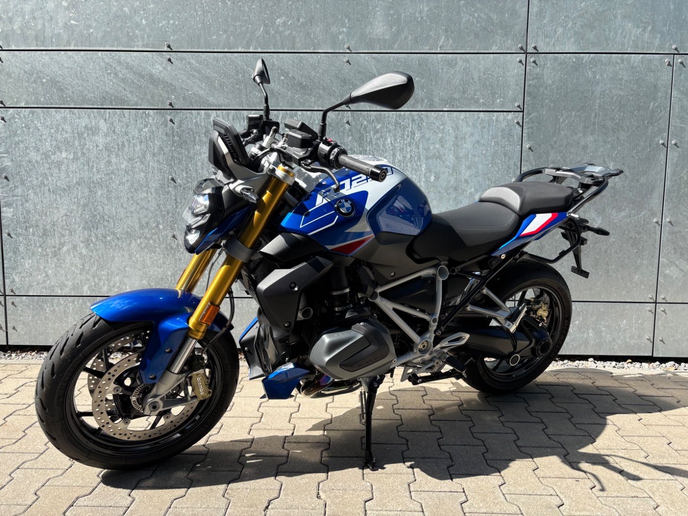 Fahrzeugabbildung BMW R 1250 R Style Sport 4 Pakete