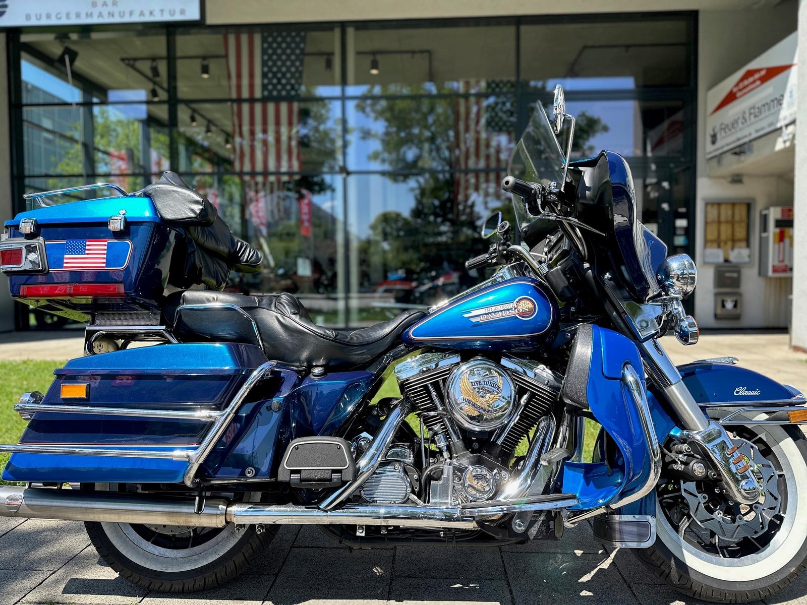 Harley-Davidson FLHTC 1340 Street Glide, Neuaufbau