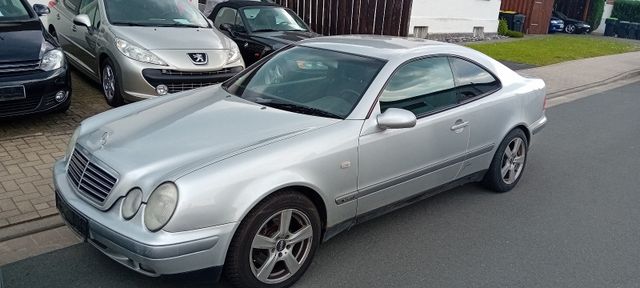 Mercedes-Benz CLK 320 Elegance