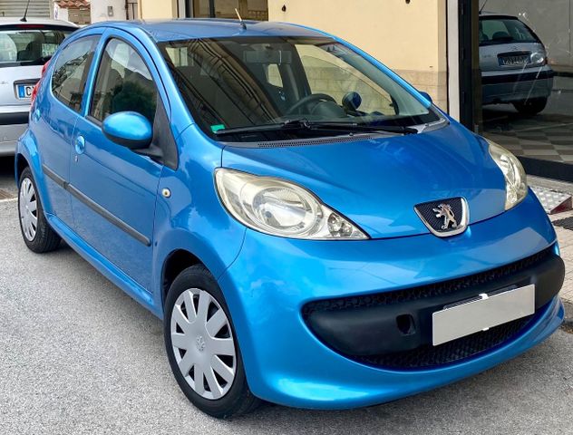 Peugeot 107 1.0 68CV 5p. Plaisir