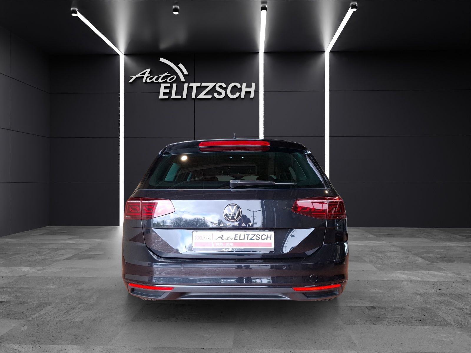 Fahrzeugabbildung Volkswagen Passat Variant TDI Business DSG Matrix AHK Navi
