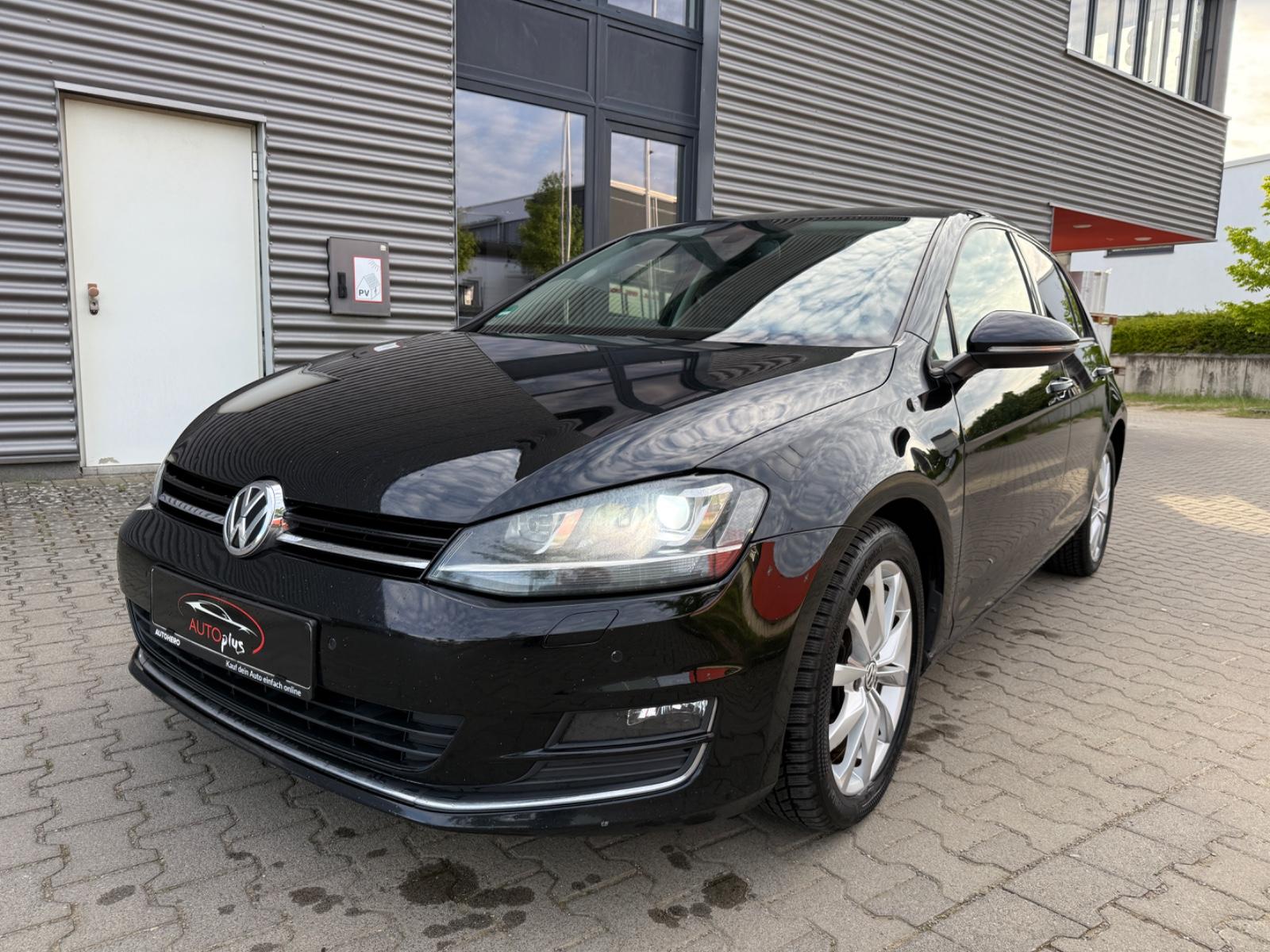 Volkswagen Golf 2.0 TDI DSG BMT Highline,BI XENON,NAVI