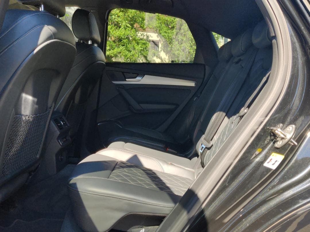 Fahrzeugabbildung Audi Q5 Sportback 2x S-Line 40 TDI quattro Leder Head