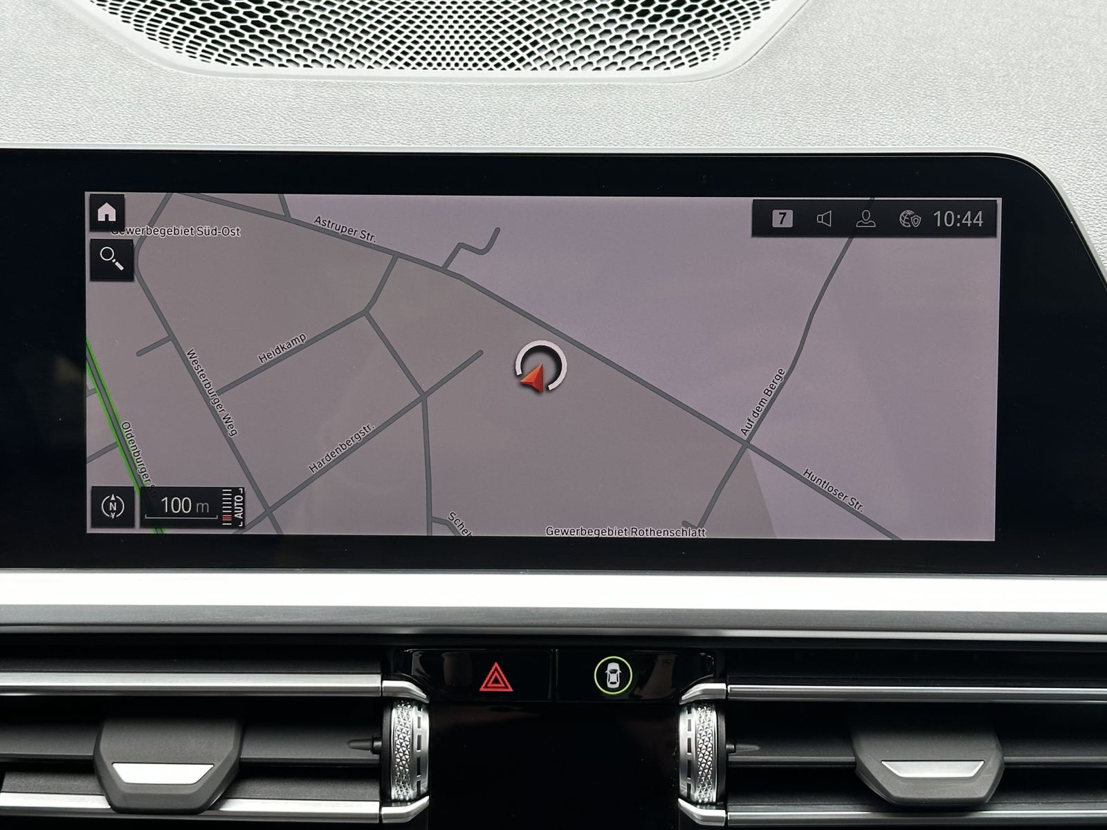 Fahrzeugabbildung BMW 320d Touring M-Sport NAV+LED+PANO+19ZO+LIVECOCKP